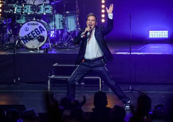 Entertainment, Dieter Bohlen turns 70 The Mega Party Exclusive Birthday Concert 07 02 2024, xdanx, Entertainment Music,Dieter Bohlen turns 70 The Mega Party Exclusive Birthday Concert, v l Dieter Bohlen, celebrates his birthday in the circle of his fans a mega concert in Berlin Berlin Theater am Potsdamer Platz Berlin Germany EN Copyright: xDanielxLakomskix