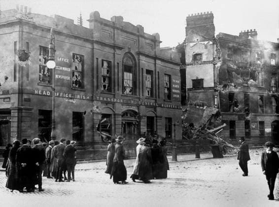 Destruction of Liberty Hall, Easter Rising, Dublin, 24th April 1916 (b w photo) 1699714 Destruction of Liberty Hall, Easter Rising, Dublin, 24th April 1916 (b w photo); (add.info.: The Easter Rising (Irish: Eiri Amach na Casca), also known as the Easter Rebellion, was an armed insurrection in Ireland during Easter Week in April 1916.). Copyright: xBridgemanxImagesx 1699714