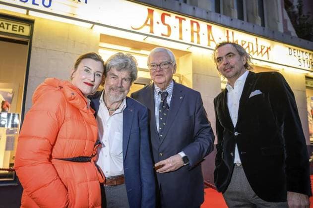 Essen Film premiere with Reinhold Messner at the Astra Theater Sturm am Manaslu FOR EDITORIAL PURPOSES ONLY EDITORIAL USE ONLY p Diane and Reinhold Messner with Prof Bodo Hombach Chairman of the Board of the Brost Foundation and Dr Boris Berger Member of the Board of the Brost Foundation at the film pr Copyright: UwexErnst doc7u4o5camt81akt64cok ,EDITORIAL USE ONLY Copyright: UwexErnst