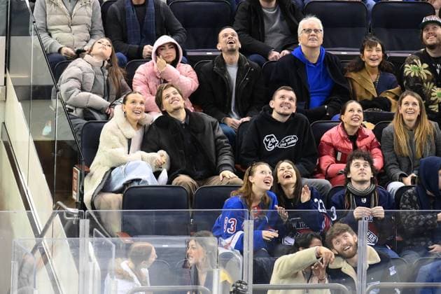 Millie Bobby Brown and fiancee Jake Bongiovi watch the home team New York Rangers beat the visiting Montreal Canadians 7-4 at Madison Square Garden Featuring: Millie Bobby Brown, Jake Bongiovi, Tim Robbins Where: New York, New York, United States When: 15 Feb 2024 Credit: Michael Simon startraksphoto.com EDITORIAL USE ONLY. NOT FOR USE BY NEWSPAPERS BASED IN THE UK. Copyright: xMICHAELxSIMONx 53466031
