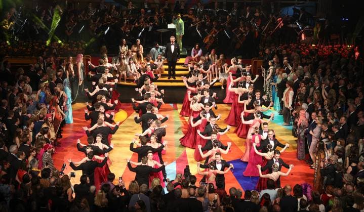 Hanover, Lower Saxony State Opera, Opera Ball 2024 under the motto Let the Sunshine In the debutantes of the Bothe Dance School open the ball,