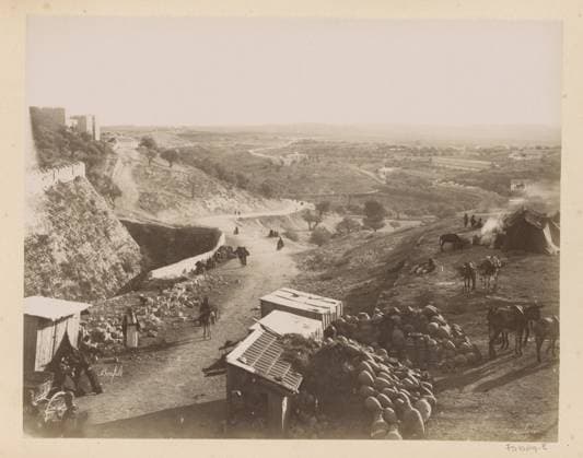 RECORD DATE NOT STATED Landscape with a road and a jug storage outside the city walls of Jerusalem, Maison Bonfils, c. 1867 - c. 1895 photograph Part of Reisalbum with photos of Jerusalem and other biblical places. Jerusalem cardboard. paper. photographic support albumen print public road. city-walls. container of ceramics: jar, jug, pot, vase Jerusalem Copyright: xpiemagsx rknbpie11012024-22432 !ACHTUNG AUFNAHMEDATUM GESCHÄTZT!