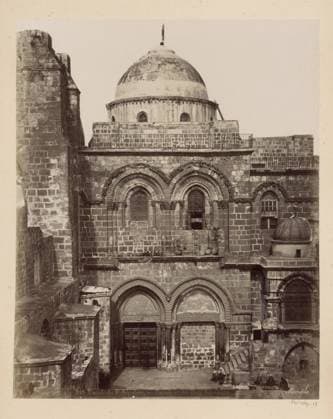 RECORD DATE NOT STATED Exterior of the Heilig-Grafkerk in Jerusalem, Maison Bonfils, c. 1867 - c. 1895 photograph Part of Reisalbum with photos of Jerusalem and other biblical places. Jerusalem cardboard. paper. photographic support albumen print church (exterior) Jerusalem. Holy grave church Copyright: xpiemagsx rknbpie11012024-22435 !ACHTUNG AUFNAHMEDATUM GESCHÄTZT!
