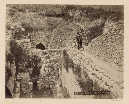 RECORD DATE NOT STATED Siloam pond near Jerusalem, Maison Bonfils, c. 1867 - c. 1895 photograph Part of Reisalbum with photos of Jerusalem and other biblical places. Jerusalem cardboard. paper. photographic support albumen print pond, pool Jerusalem Copyright: xpiemagsx rknbpie11012024-22455 !ACHTUNG AUFNAHMEDATUM GESCHÄTZT!