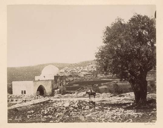 RECORD DATE NOT STATED Rachel s grave near Bethlehem, Maison Bonfils, c. 1867 - c. 1895 photograph Part of Reisalbum with photos of Jerusalem and other biblical places. Bethlehem cardboard. paper. photographic support albumen print grave, tomb Bethlehem Copyright: xpiemagsx rknbpie11012024-22464 !ACHTUNG AUFNAHMEDATUM GESCHÄTZT!