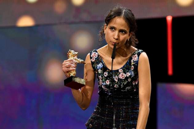 Mati Diop with the Golden Bear for Best Film Dahomey at the Closing Ceremony and Award Ceremony at the Berlinale 2024 74 Berlin International Film Festival at the Berlinale Palast Berlin, 24 02 2024 Foto:xN.xKubelkax xFuturexImagex preisverleihung_4397