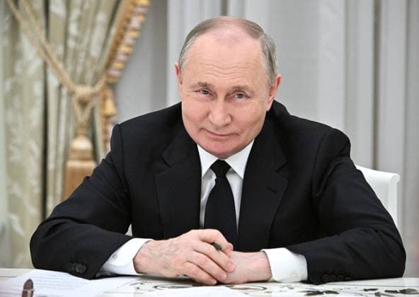 Russia Putin Parliament 8645339 19.03.2024 Russian President Vladimir Putin holds a meeting with faction leaders of the Russian State Duma, the lower house of parliament, at the Kremlin in Moscow, Russia. Sergey Bobylev Sputnik Moscow Russia Copyright: xSergeyxBobylevx