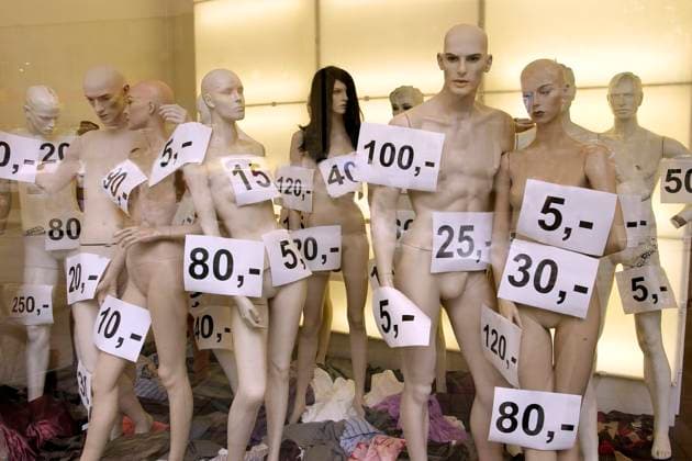 Germany, North Rhine-Westphalia, Cologne Naked dummy in a fashion store Nordrhein-Westfalen DEU, Deutschland GMS0465
