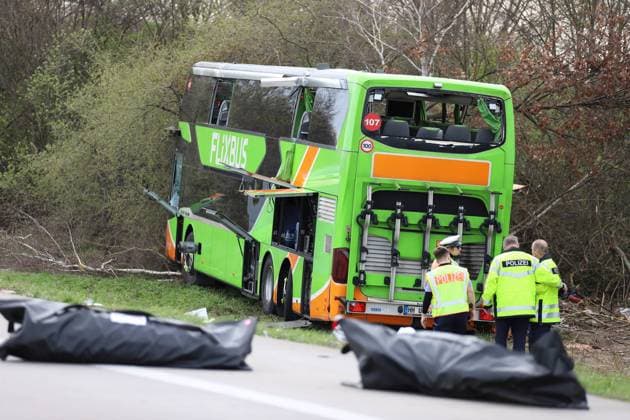 Leipzig, Saxony, Germany, 27 03 2024 A 9 between Wiedemar and Schkeuditzer Kreuz Serious accident on the highway A coach overturned, at least 5 people killed Copyright: xdtsxNachrichtenagenturx dts_33652