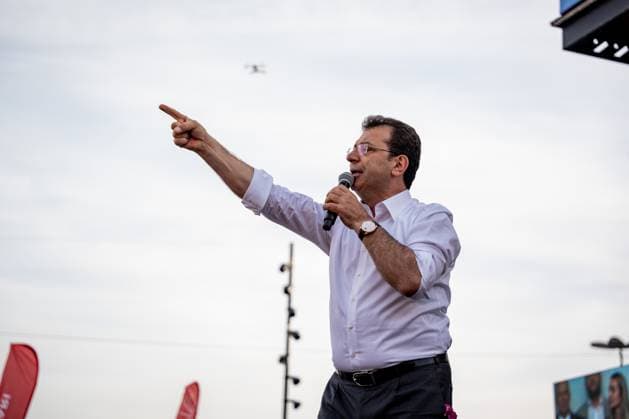 Ekrem Imamoglu Rally Istanbul Mayor and candidate Ekrem Imamoglu gives speech for the election. Istanbul Metropolitan Municipality Mayor and presidential candidate Ekrem Imamoglu held his last rally in Besiktas before the election bans, many of his supporters attended on March 30, 2024 Istanbul Istanbul Turkey Copyright: xYagizxGurtugx