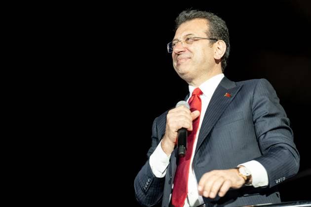 Turkey Local Election Republican People s Party (CHP)™s re-elected third in a row Istanbul Metropolitan Municipality Mayor Ekrem Imamoglu is making a statement regarding the victory of elections at the Sarachane square on March 31, 2024 Istanbul Istanbul Turkey Copyright: xYagizxGurtugx
