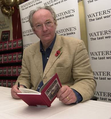 PHILLIP PULLMAN BOOK SIGNING PHILLIP PULLMAN AT WATERSTONES IN OXFORD TO SIGN COPIES OF HIS BOOK LYRA S OXFORD . IT IS HIS ONLY UK BOOK SIGNING. 8TH NOVEMBER 2003. PICTURES , Credit:Barry Clack Avalon 0543258859