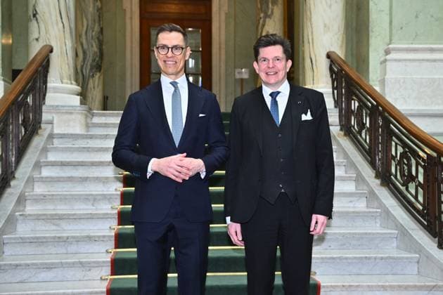 Finnish President Alexander Stubb and Swedish Speaker of the Riksdag Andreas Norlà n at Sweden s PArliament riksdag in Stockholm April 23, 2024 STOCKHOLM SWEDEN ttexport x10090x Copyright: xClaudioxBresciani TTx STATE VISIT FINLAND SWEDEN j2-bb7ORKNI