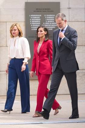 26-04-2024 Madrid Queen Letizia and King Felipe with Minister of Education, Pilar Alegria, attend the commemorative act of the participation of the Spanish team in the Olympic Games of Barcelona and Albertville 92 in Madrid No Spain  Copyright: xPPEx
