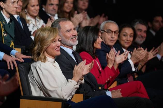 26-04-2024 Madrid Queen Letizia and King Felipe with Minister of Education, Pilar Alegria, attend the commemorative act of the participation of the Spanish team in the Olympic Games of Barcelona and Albertville 92 in Madrid  Copyright: xPPEx