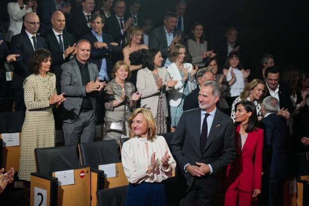26-04-2024 Madrid Queen Letizia and King Felipe with Minister of Education, Pilar Alegria, attend the commemorative act of the participation of the Spanish team in the Olympic Games of Barcelona and Albertville 92 in Madrid  Copyright: xPPEx