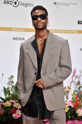 Tijan Njie at the 74th German Film Award 2024 ceremony at the Theater am Potsdamer Platz Berlin, 03 05 2024 Foto:xN.xKubelkax xFuturexImagex filmpreis2024_4289