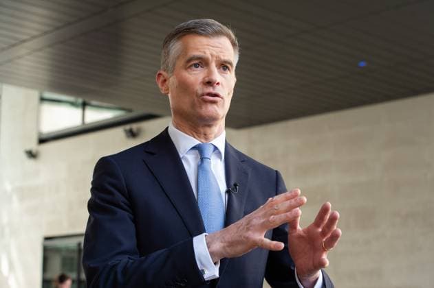 May 5, 2024, London, England, United Kingdom: UK Transport Secretary MARK HARPER is seen outside the BBC Studios after appearing on Sunday With Laura Kuenssberg. London United Kingdom - ZUMAk172 20240505_zip_k172_037 Copyright: xThomasxKrychx