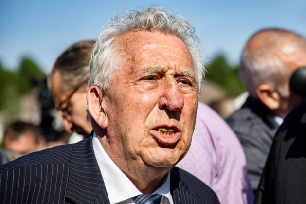 The former and last Chairman of the State Council of the GDR Egon Krenz in front of the Soviet Memorial celebrates V Day, the anniversary of the end of World War II in Treptower Park in Berlin on May 9, 2024 V Day in Berlin