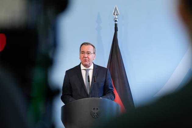 Press statement at the Federal Ministry of Defense, Boris Pistorius Federal Minister of Defense Boris Pistorius receives his Lithuanian counterpart Laurynas Kasciunas for his inaugural visit Berlin Berlin GER