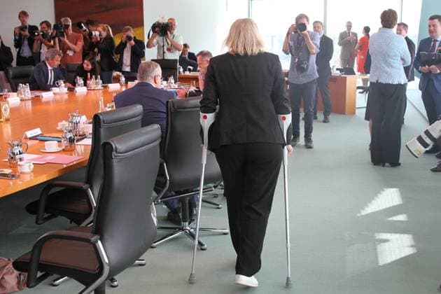 Berlin, Germany, 22 05 2024 Federal Chancellery 101 Cabinet meeting Nancy Faeser walks with crutches Copyright: xdtsxNachrichtenagenturx dts_37432