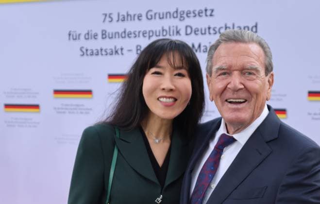75 years Basic Law 23 03 2024,Germany, Berlin, Federal Chancellery, State ceremony, 75 years Basic Law with the constitutional bodies and former Federal Chancellor Gerhard Schroeder with his wife Seon, Berlin Berlin Germany