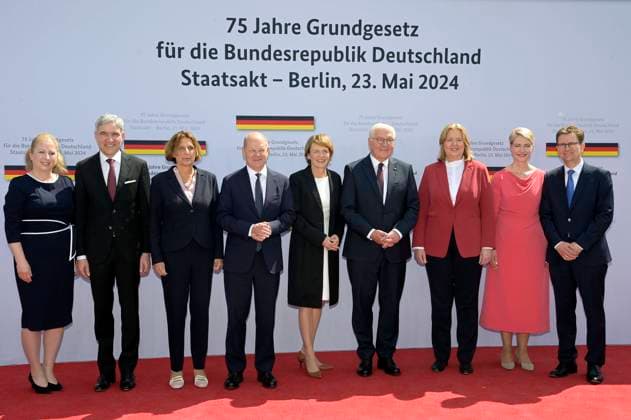 Juliane Harbarth, Stephan Harbarth, Britta Ernst, Olaf Scholz, Elke Büdenbender, Frank Walter Steinmeier, Bärbel Bas, Manuela Schwesig and Stefan Schwesig at the state ceremony to mark 75 years of the Basic Law at the forum between the Bundestag and the Chancellery Berlin, 23 05 2024 Foto:xF.xKernx xFuturexImagex staatsakt_4531