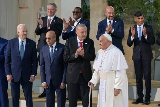 - Turkish President Recep Tayyip Erdogan speaks with Pope Francis during the family photo of G7 leaders with other heads of state and government and delegations from international organizations during the G7 Summit in Borgo Egnazia (Brindisi), Italy, June 14, 2024. Turkish President Recep Tayyip Erdogan speaks with Pope Francis during the family photo of G7 leaders with other heads of state and government and delegations from international organizations during the G7 Summit in Borgo Egnazia (Brindisi), Italy, June 14, 2024. Toasts Italy -  Copyright: xIPA ABACAx
