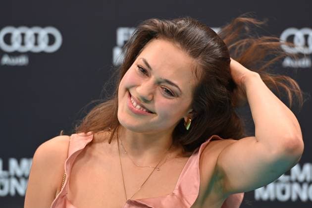 Katharina Scheuba actress, single picture, cropped single motif, portrait, portrait, portrait red carpet, red carpet, opening 41 Filmfest Munich on 29 06 2024 Gasteig HP8