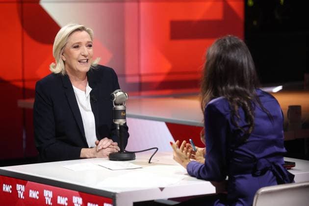 Marine Le Pen Appears On RMC BFMTV - Paris Marine Le Pen is interviewed by Apolline de Malherbe on RMC BFMTV in Paris, France on July 04, 2024. Photo by Jerome Domine ABACAPRESS.COM Paris France  Copyright: xDominexJerome ABACAx