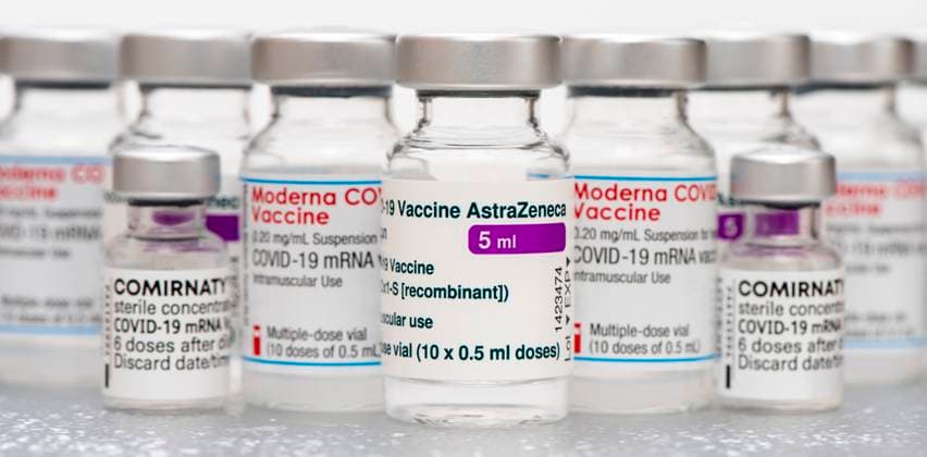 Covid 19 vaccine from Astra Zeneca, Moderna and Pfizer Biontech Pfizer Biontech The vaccine from Astra Zeneca, Moderna and Pfizer Biontech Pfizer Biontech against Corona Covid 19