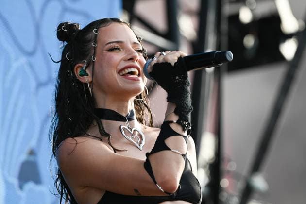 Great atmosphere at the Deichbrand Festival 2024 Nina Chuba delights festival visitors with her well-known songs during her performance on 19 07 2024 Nordholz Lower Saxony Germany Copyright: xdiebildwerftx