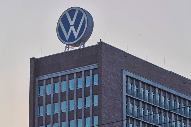 The brand high-rise until 2016 VW Verwaltungshochhaus or VW Hochhaus for short is the administrative center of the Volkswagen brand and the former administrative center of Volkswagen AG The building was built according to plans from the VW building const Foto:xU.xStammx xFuturexImagex vw_4706