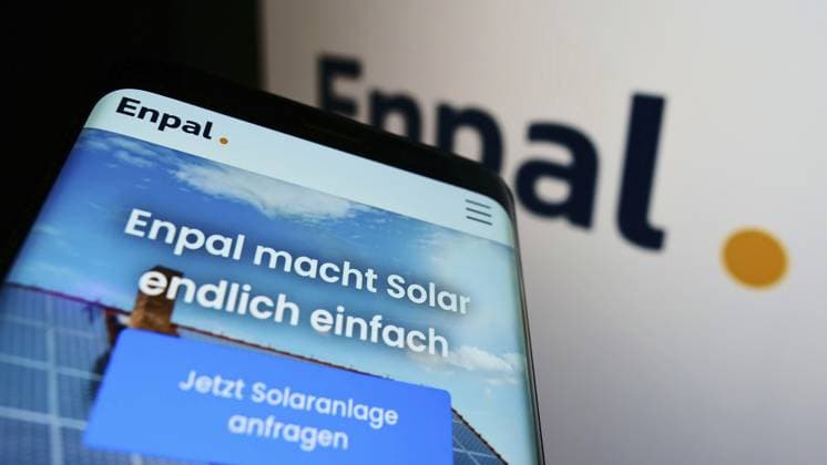Stuttgart, Germany, 01 16 2022 Mobile Phone With Website of German Solar Energy Company Enpal GmbH ON Screen in Front of Business Logo Focus ON Top left of Phone display, Europe Copyright: imageBROKER TimonxSchneider ibliqx10702961.jpg