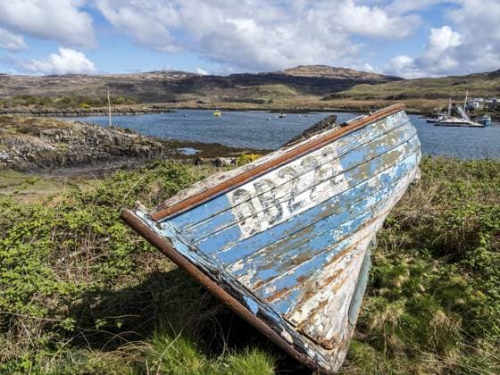 Ulva isle, boat on the shore, view to Isle of Mull, Ulva, Scotland, UK Copyright: imageBROKER AndreasxWerth ibxawe10948309.jpg RECORD DATE NOT STATED