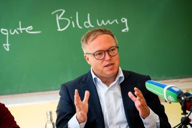 PRESS CONFERENCE SCHOOL YEAR CALL CDU THURINGIA 29 07 2024 Erfurt The CDU Thuringias top candidate for the 2024 state elections, Mario Voigt, at the CDU Thuringia press conference at the start of the new school year at the Evangelisches Ratsgymnasium in Erfurt