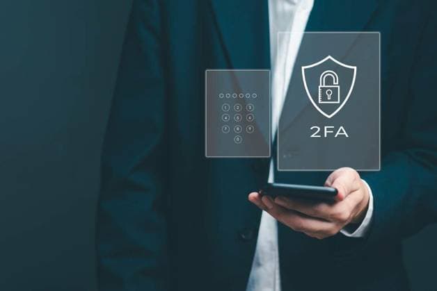 Enhancing cybersecurity with 2FA Two-Factor Authentication, Login Security, User ID Protection, and Encryption to thwart cyber hackers. Businessman holding mobile internet online network., Enhancing cybersecurity with 2FA Two-Factor Authentication, Login Security, User ID Protection, and Encryption to thwart cyber hackers. Businessman holding mobile internet online network., Enhancing cybersecurity with 2FA Two-Factor Authentication, Login Security, User ID Protection, and Encryption to thwart cyber hackers. Businessman holding mobile internet online network., 15.04.2024, Copyright: xaoo3771x Panthermedia37095259.jpg