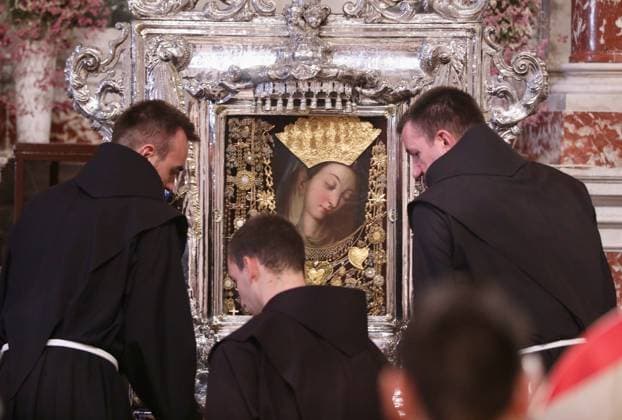 Blessed Virgin Mary celebration in Croatia Roman Catholic priests carry The painting of Miraculous Madonna of Sinj during a Feast of Assumption of the Blessed Virgin Mary celebration at Sinj, Croatia on August 15, 2024.  IvoxCagalj PIXSELL