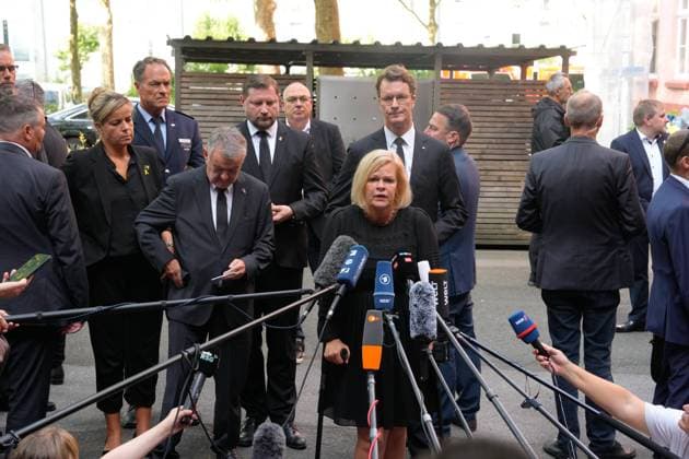 Press statement by Minister of the Interior Faeser and Minister President Wuest on the attack in Solingen Federal Minister of the Interior Nancy Faeser together with Hendrik Wuest, Herbert Reul, Mona Neubaur and Tim Kurzbach at the press statement after the attack in Solingen Fronhof, Solingen, 24 08 2024 Solingen North Rhine-Westphalia Germany