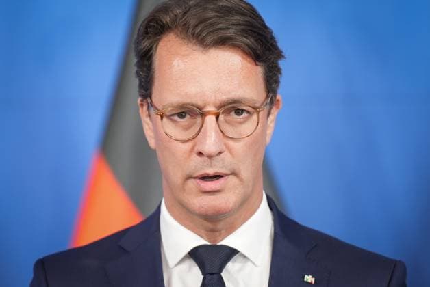 Press statement NRW State Premier Wuest State Premier Hendrik Wuest in portrait at the press statement for the special meeting of the NRW Cabinet following the attack in Solingen, Duesseldorf, 25 08 2024 Duesseldorf North Rhine-Westphalia Germany