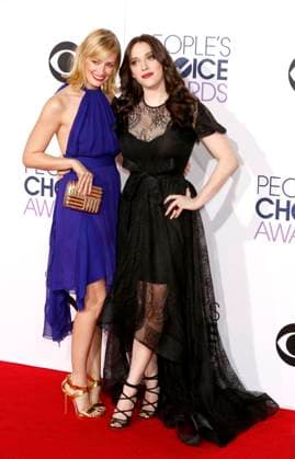 Beth Behr and Kat Dennings at the 41st People s Choice Awards in Los Angeles - 07 January 2015 FAM53287 Copyright: x FAMOUSx aaocm987