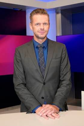 Florian Schroeder on the ARD talk show maischberger in Studio Berlin Adlershof Berlin, 10 09 2024 Foto:xT.xBartillax xFuturexImagex maischberger1009_4908