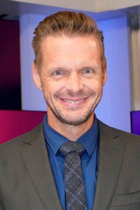 Florian Schroeder on the ARD talk show maischberger in Studio Berlin Adlershof Berlin, 10 09 2024 Foto:xT.xBartillax xFuturexImagex maischberger1009_4910