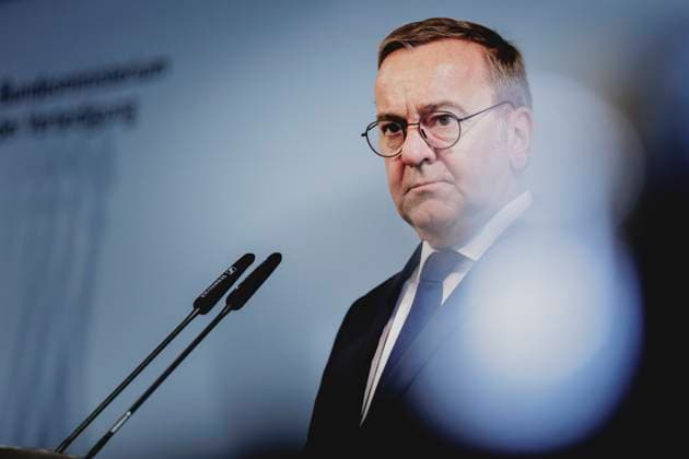 Boris Pistorius SPD , Federal Minister of Defense, taken during a press conference after the signing of the German-Lithuanian intergovernmental agreement in Berlin, 13 09 2024 Berlin Germany Copyright: xFlorianxGaertner photothek.dex