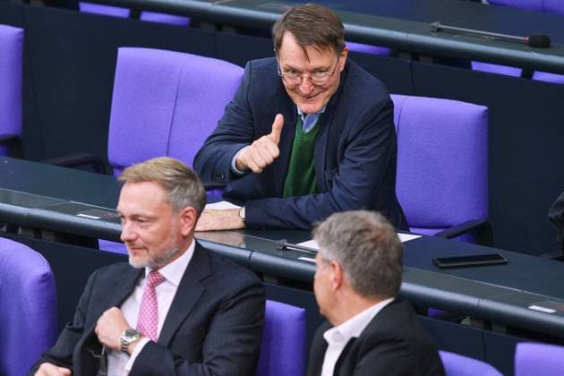 Berlin, Germany, 13 09 2024 German Bundestag 186 Bundestag session Budget week L R Federal Minister of Finance Christian Lindner FDP , Klar Lauterbach, Federal Minister of Economics and Climate Protection Robert Habeck Bündnis90 Die Grünen Copyright: xdtsxNachrichtenagenturx dts_46231