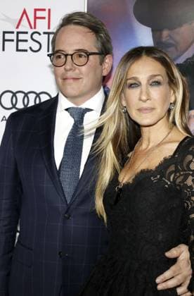 Sarah Jessica Parker und Matthew Broderick bei der AFI FEST 2016 Eröffnungsabend Premiere von Rules Don t Apply im TCL Chinese Theatre in Hollywood, USA am 10. November 2016, Hollywood, Kalifornien, USA, Nordamerika Sarah Jessica Parker and Matthew Broderick at the AFI FEST 2016 Opening Night Premiere of Rules Don t Apply held at the TCL Chinese Theatre in Hollywood, USA on November 10, 2016., Hollywood, California, USA, North America Copyright: imageBROKER Lumeimages ibltuj11431928