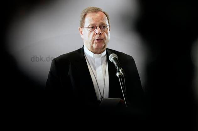 Georg Bätzing at the press conference for the autumn plenary meeting of the German Bishops Conference in the Fulda Cathedral Parish Center, 23 09 2024 Foto:xP.xBackx xFuturexImagex bischofskonferenz_4917