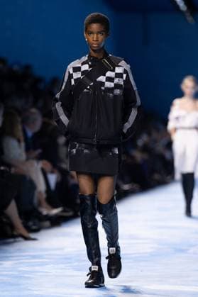 PFW - Dior Runway A model walks the runway during the Christian Dior Womenswear Spring-Summer 2025 show as part of Paris Fashion Week on September 24, 2024 in Paris, France. Photo by Laurent Zabulon ABACAPRESS.COM Paris France Copyright: xZabulonxLaurent ABACAx