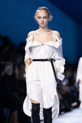 PFW - Dior Runway A model walks the runway during the Christian Dior Womenswear Spring-Summer 2025 show as part of Paris Fashion Week on September 24, 2024 in Paris, France. Photo by Laurent Zabulon ABACAPRESS.COM Paris France Copyright: xZabulonxLaurent ABACAx