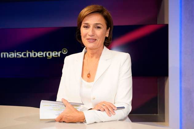 Sandra Maischberger on the ARD talk show maischberger in Studio Berlin Adlershof Berlin, 25 09 2024 Foto:xT.xBartillax xFuturexImagex maischberger2509_4907